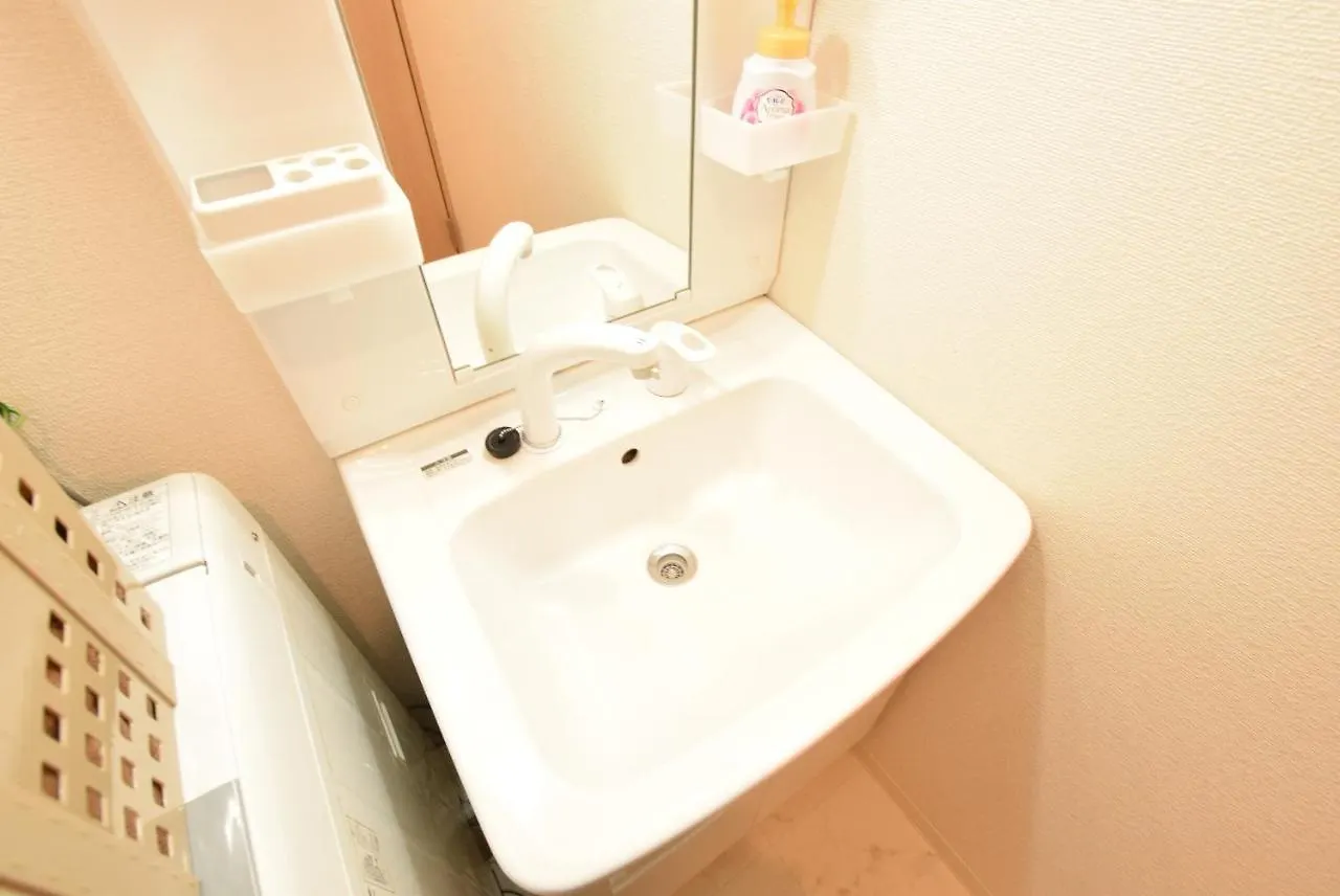 Nippombashi Kaikan 605 Osaka Apartment